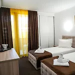 Astoria Hotel 3*